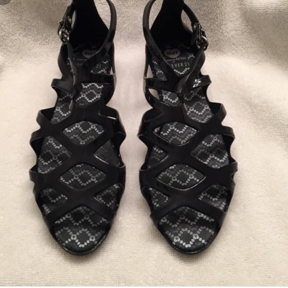 Melissa x F21 jelly sandal size 10! Like new!